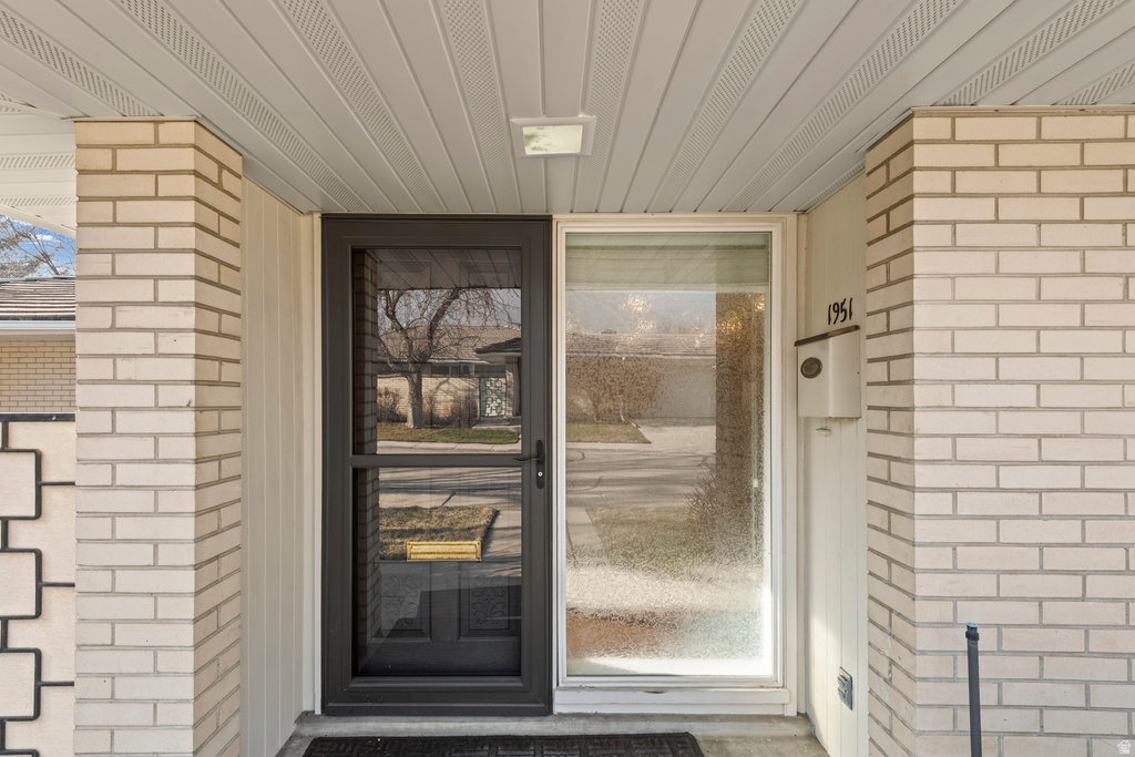 1951 E 5150 S Salt Lake City, UT 84117