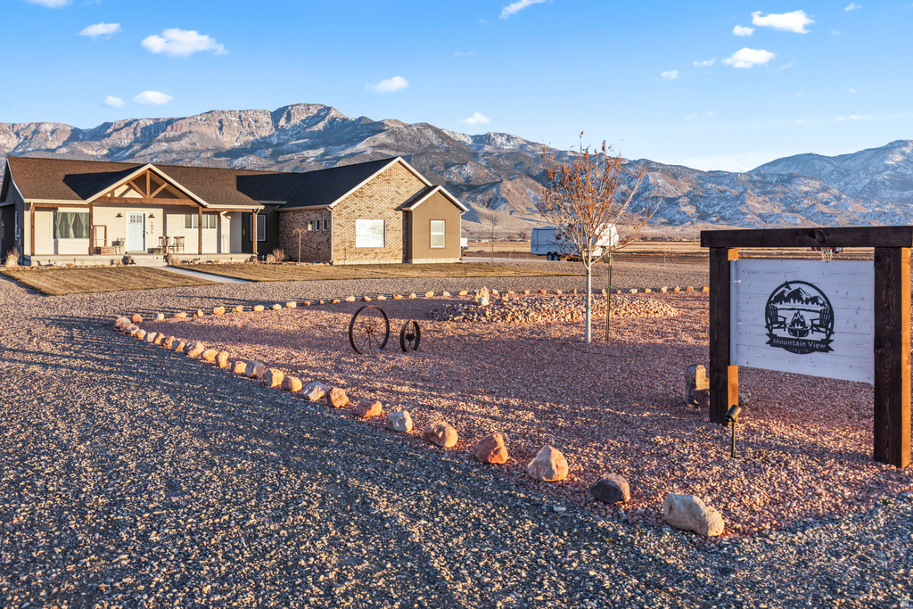 1075 S 800 E Elsinore, UT 84724