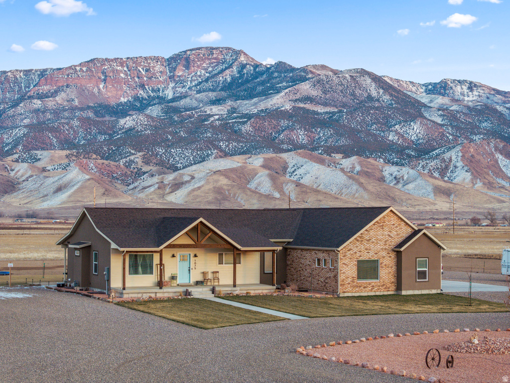 1075 S 800 E Elsinore, UT 84724