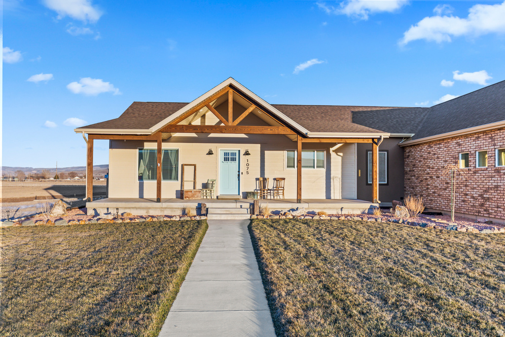 1075 S 800 E Elsinore, UT 84724