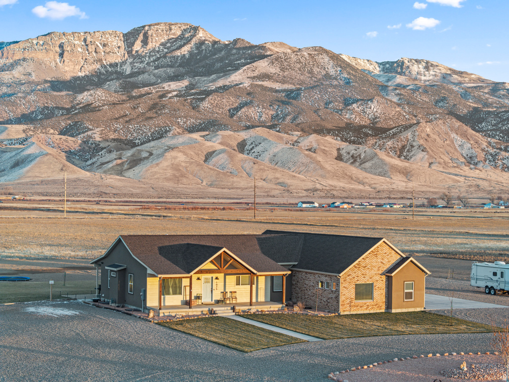 1075 S 800 E Elsinore, UT 84724