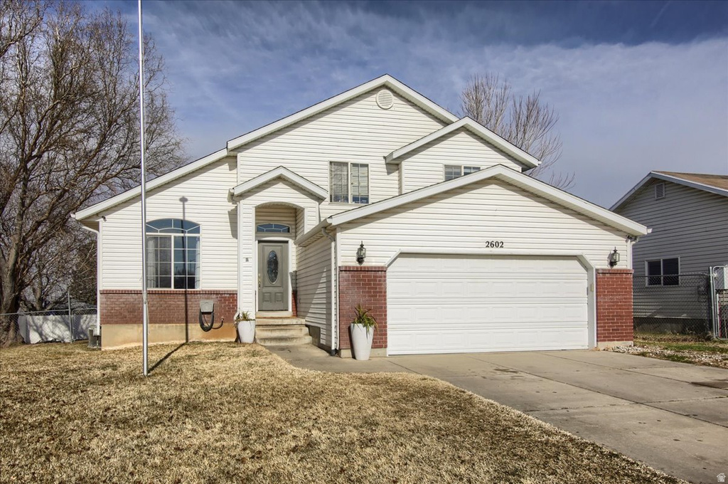 2602 W 3900 S Roy, UT 84067