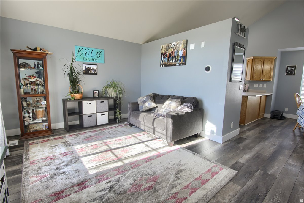 2602 W 3900 S Roy, UT 84067