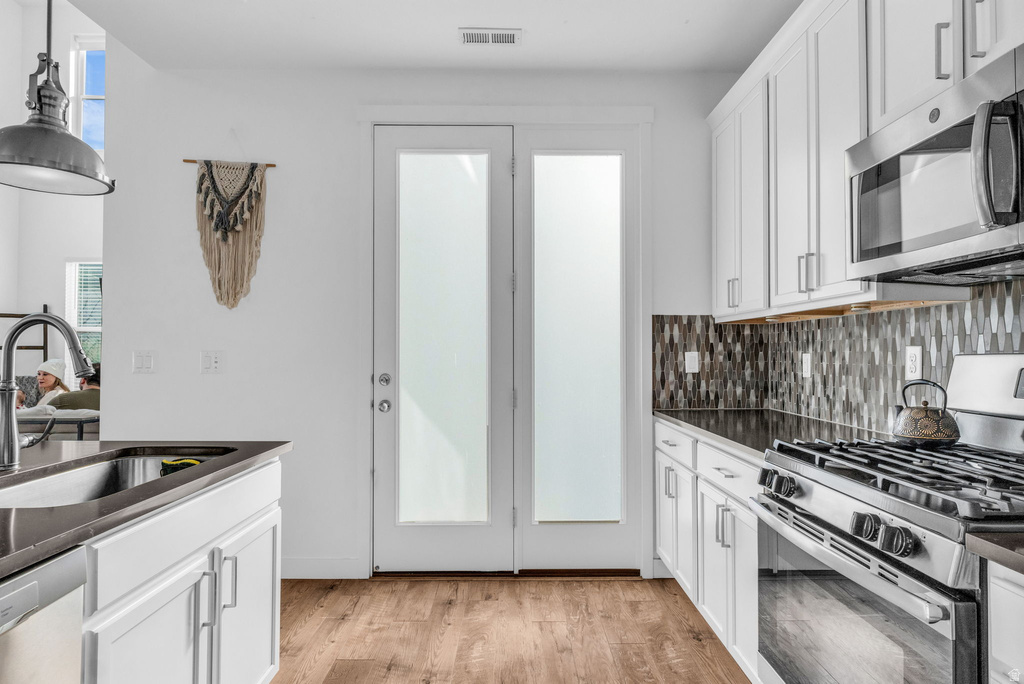 5283 W BIG SUR DR South Jordan, UT 84009