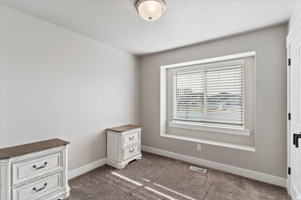 2422 W 3350 S West Haven, UT 84401