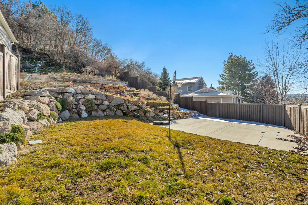 2600 E OAK DR Cottonwood Heights, UT 84093