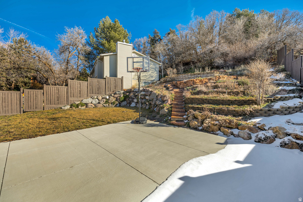 2600 E OAK DR Cottonwood Heights, UT 84093