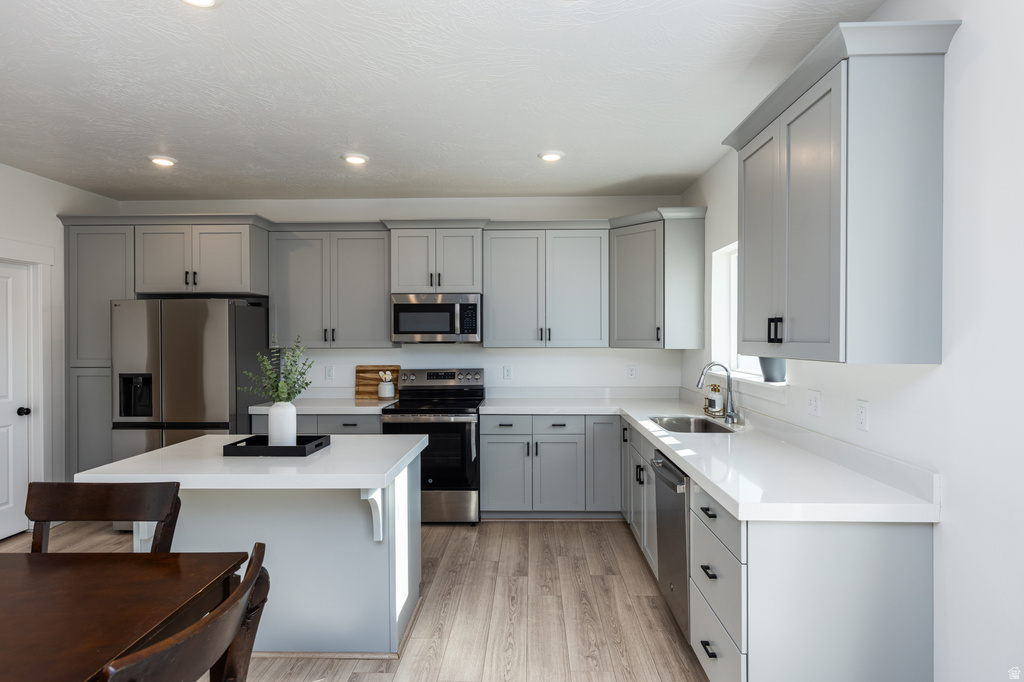 1068 E SPRINGWATER WAY Eagle Mountain, UT 84005