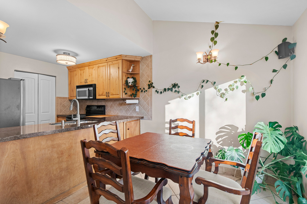 2317 W 4150 S Taylorsville, UT 84129