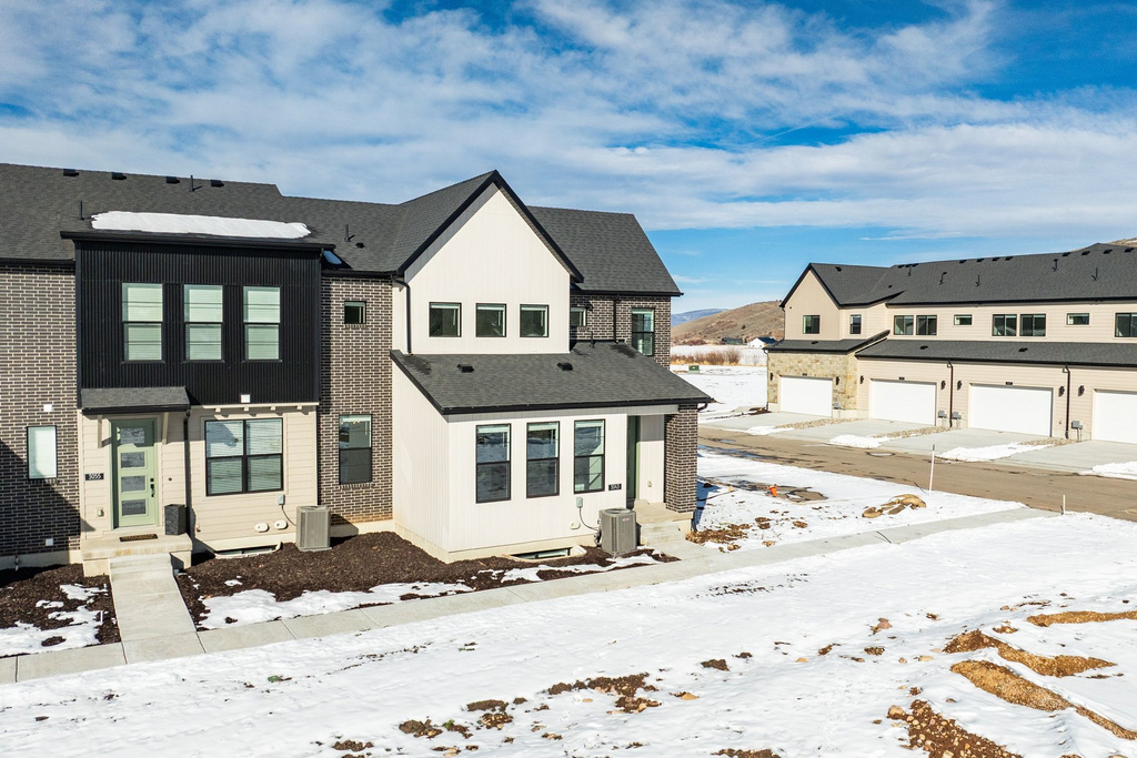 3043 CLOVER CT #313 Kamas, UT 84036