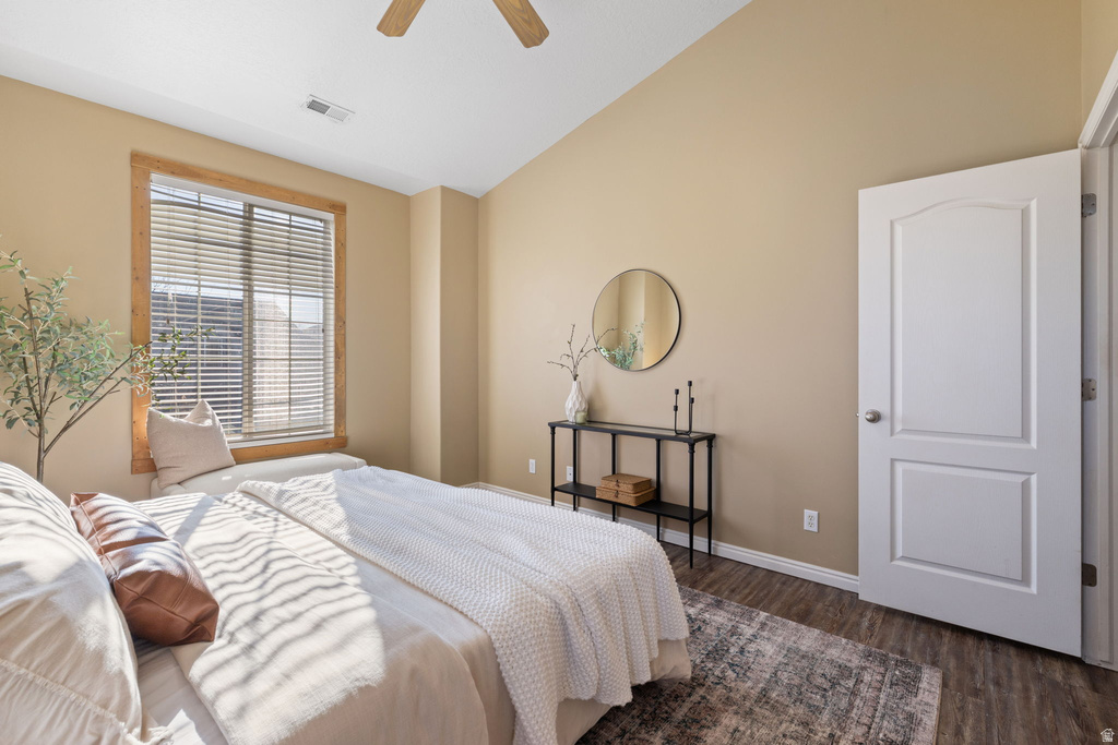 1102 W KENSINGTON DR North Salt Lake, UT 84054