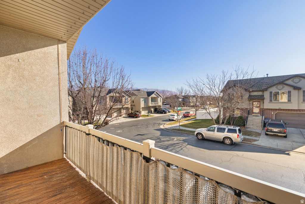 1102 W KENSINGTON DR North Salt Lake, UT 84054