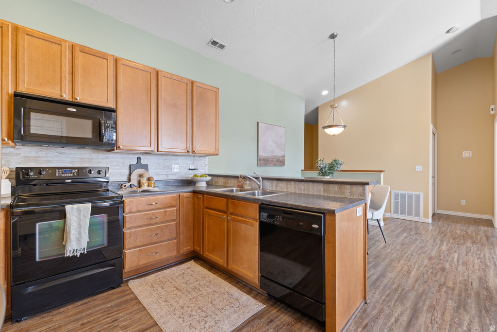 1102 W KENSINGTON DR North Salt Lake, UT 84054