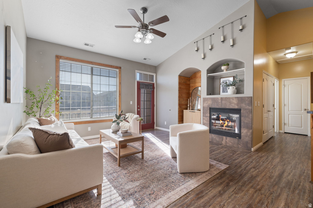 1102 W KENSINGTON DR North Salt Lake, UT 84054