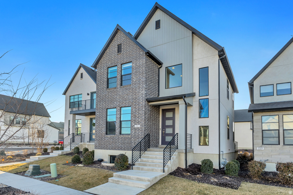 2321 N SUNMORE WAY Lehi, UT 84048