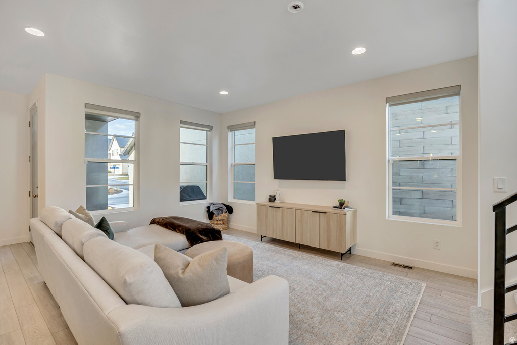 2321 N SUNMORE WAY Lehi, UT 84048