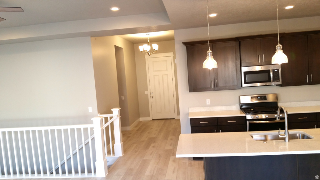 1884 W 950 N Farmington, UT 84025