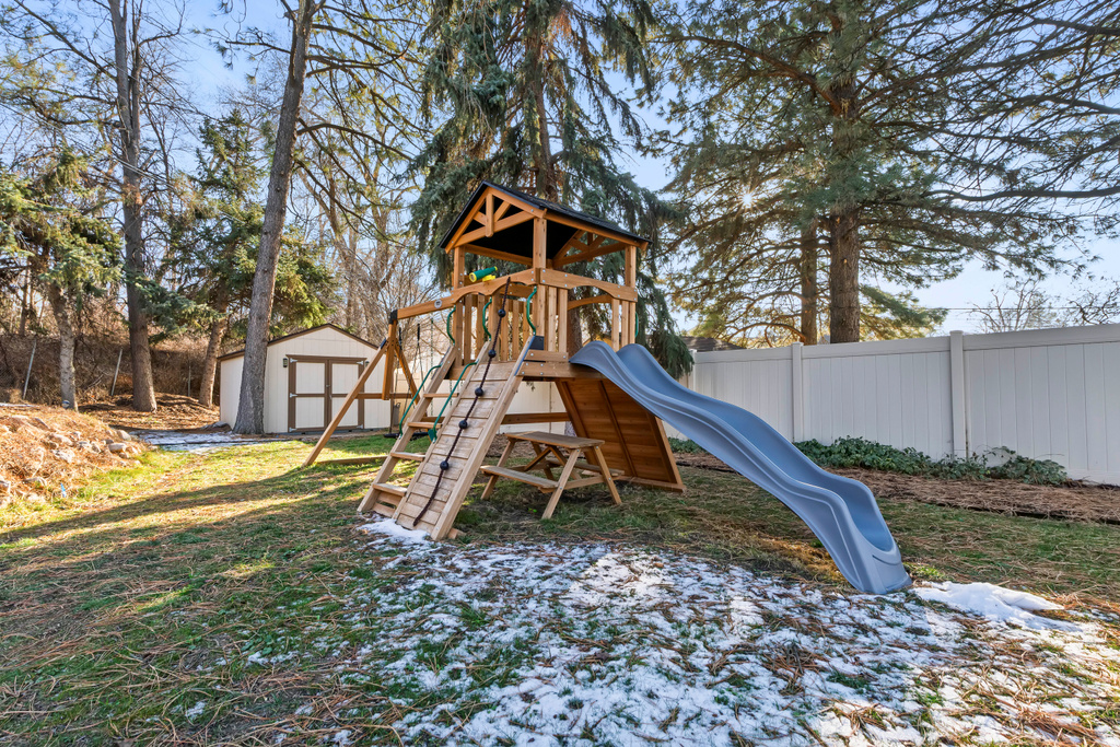 5831 S BEAUMONT DR Holladay, UT 84121