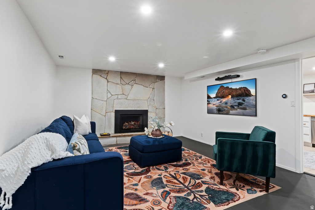 5831 S BEAUMONT DR Holladay, UT 84121