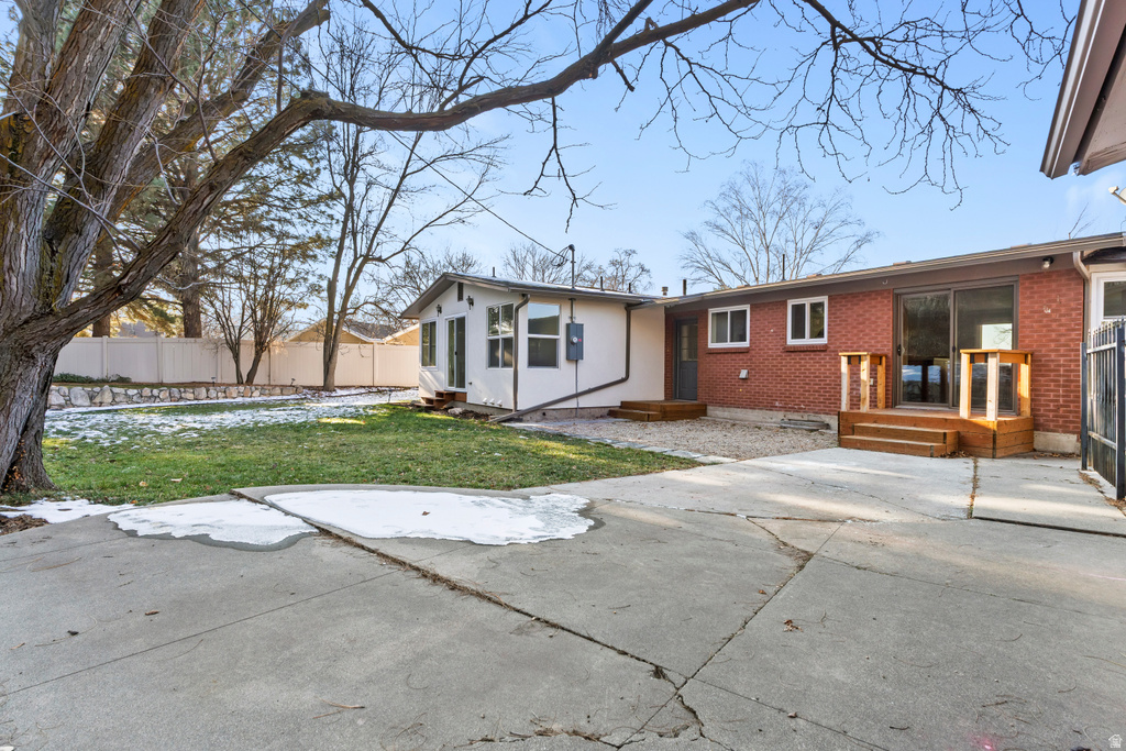 5831 S BEAUMONT DR Holladay, UT 84121