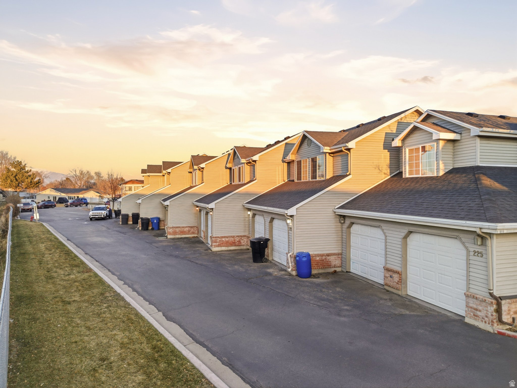 221 S MAJESTIC MEADOWS DR Payson, UT 84651