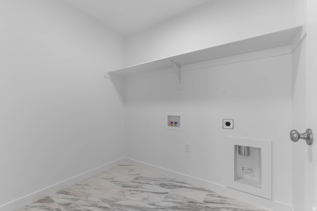 8211 W DIAMOND PEAK WAY Magna, UT 84044