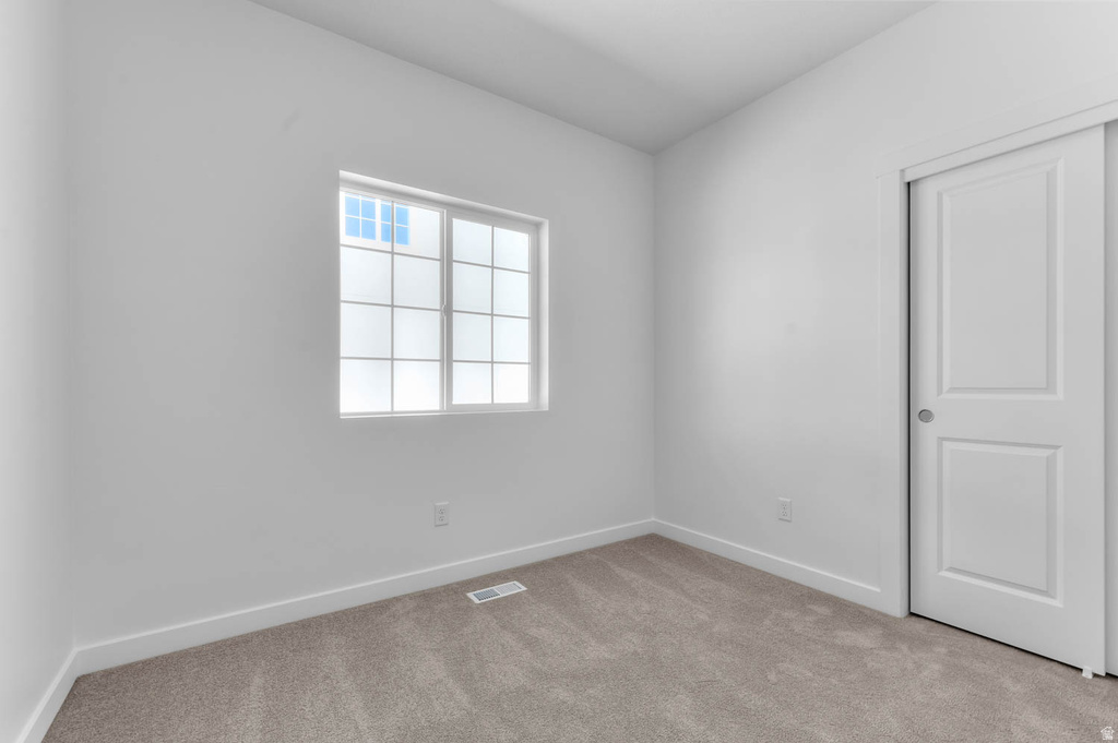 8225 W DIAMOND PEAK WAY Magna, UT 84044