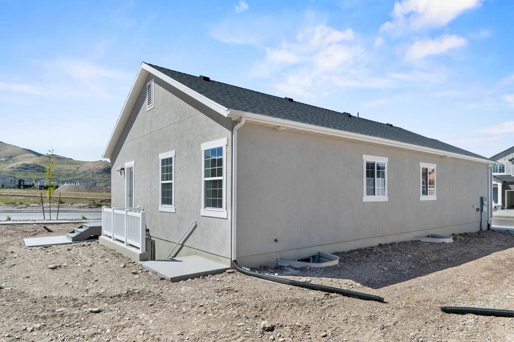 8225 W DIAMOND PEAK WAY Magna, UT 84044