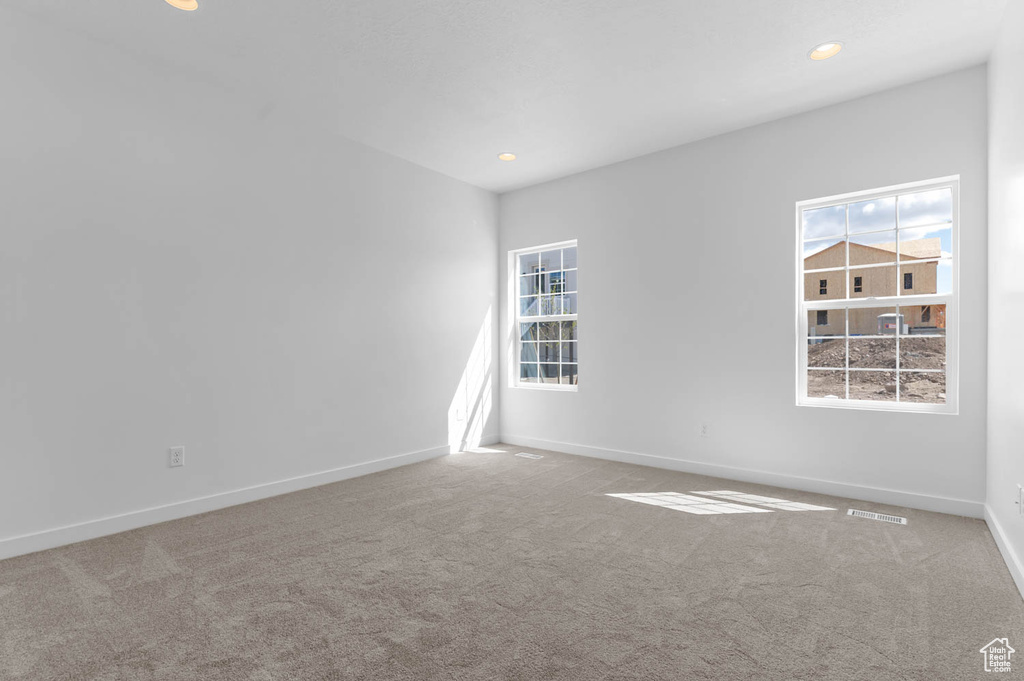 8225 W DIAMOND PEAK WAY Magna, UT 84044