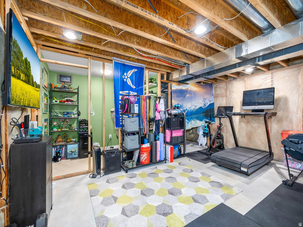 14926 S THUNDER HORSE DR Bluffdale, UT 84065