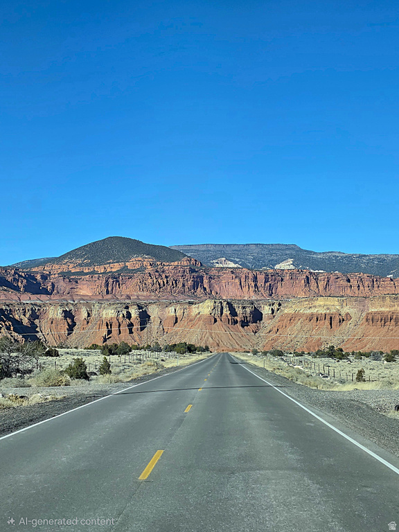 140 E TEASDALE RD Teasdale, UT 84773