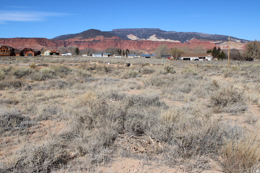 140 E TEASDALE RD Teasdale, UT 84773