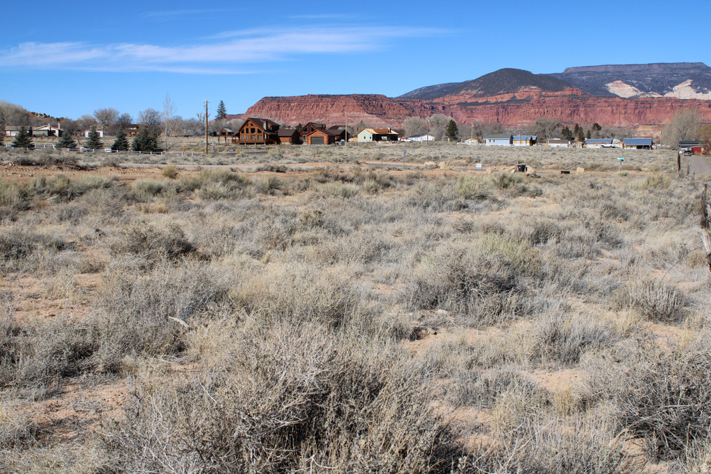 140 E TEASDALE RD Teasdale, UT 84773