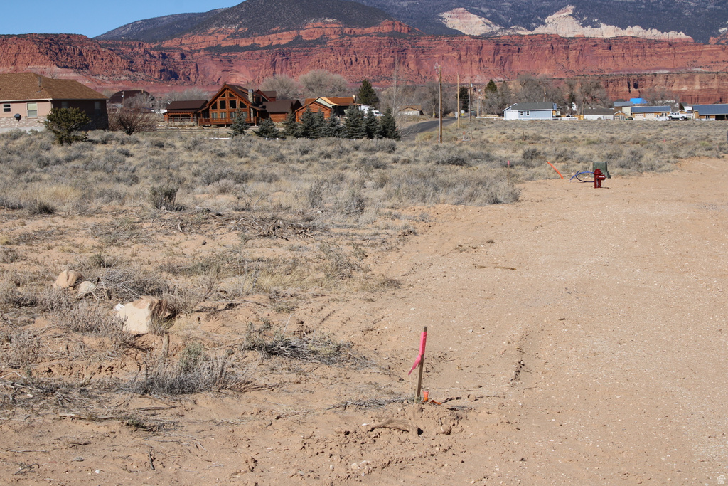 140 E TEASDALE RD Teasdale, UT 84773