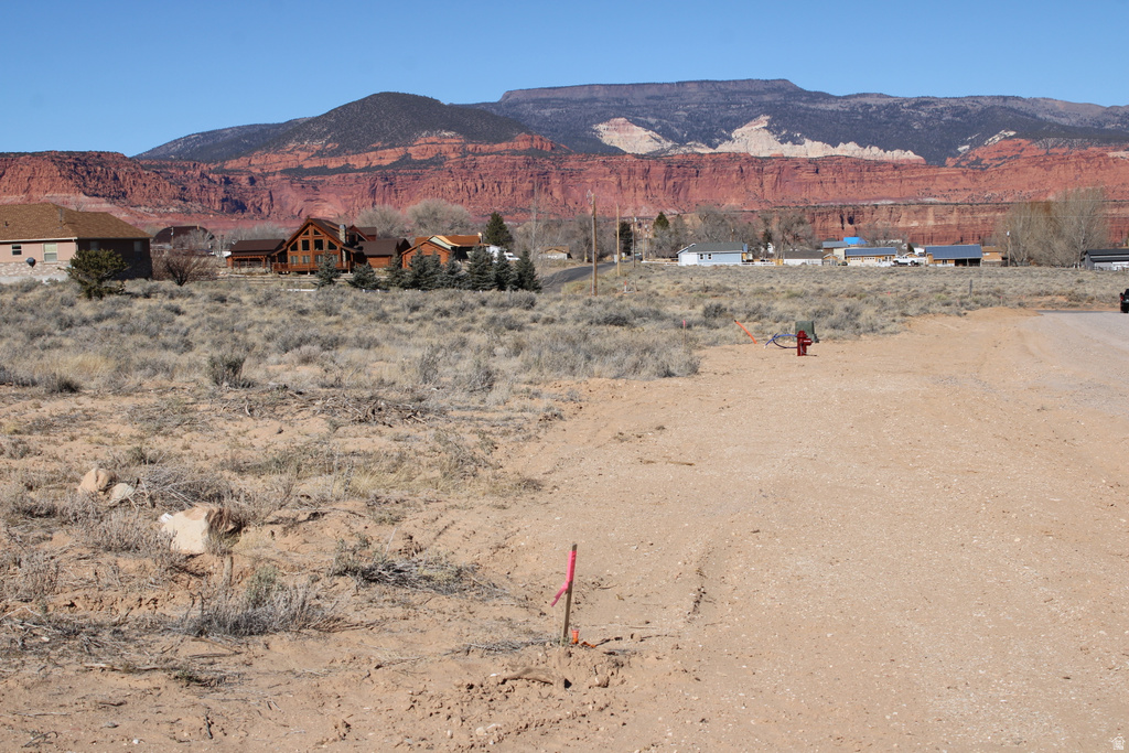 140 E TEASDALE RD Teasdale, UT 84773