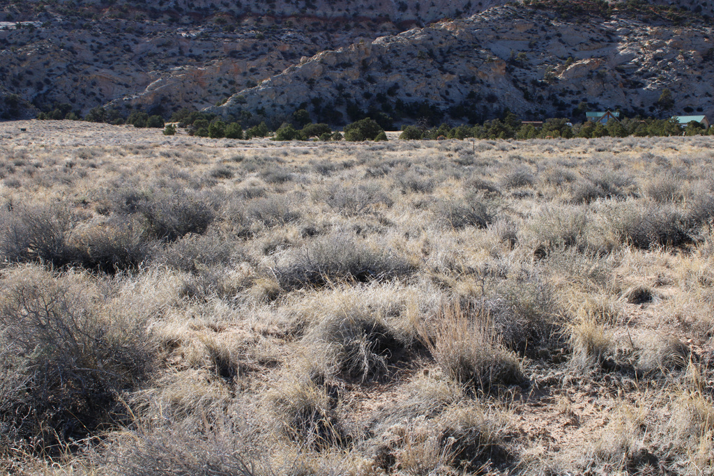 140 E TEASDALE RD Teasdale, UT 84773