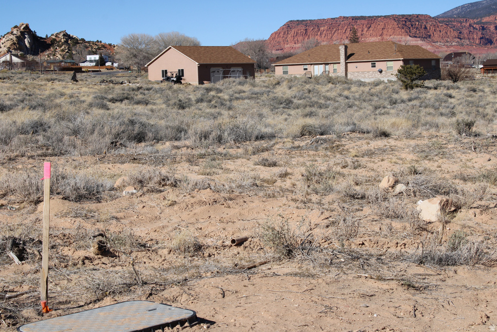 140 E TEASDALE RD Teasdale, UT 84773