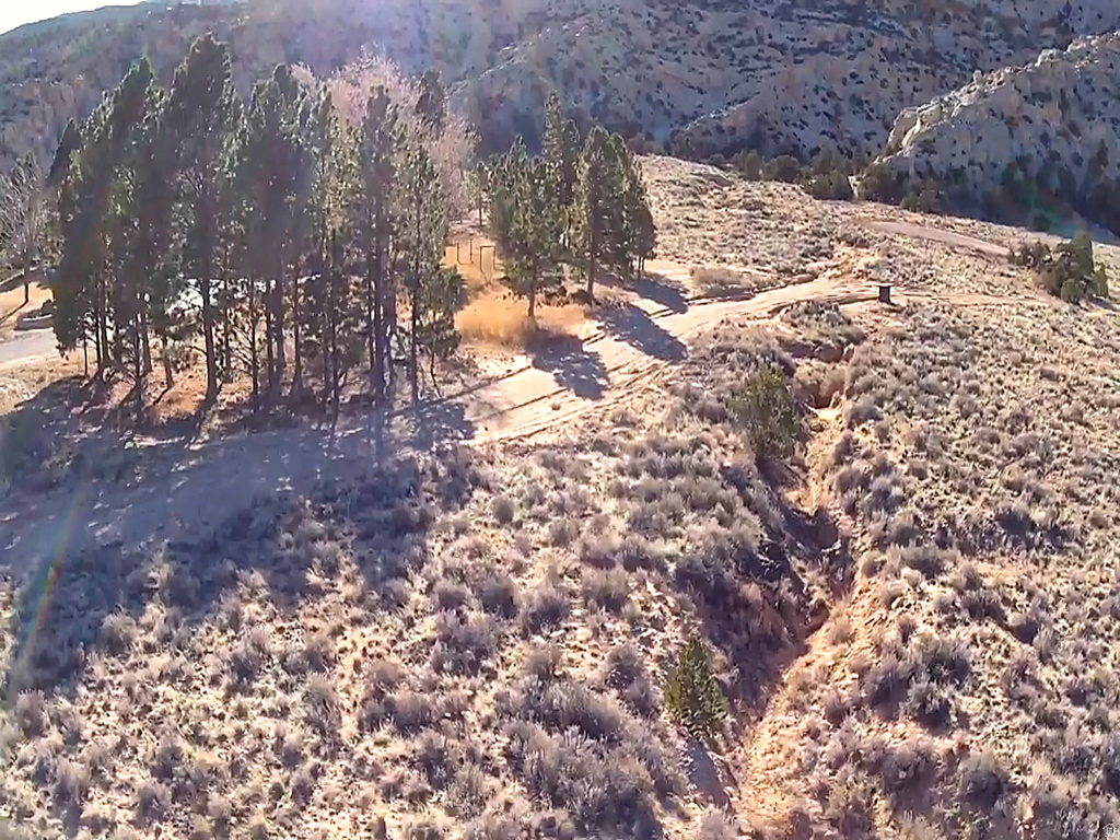 140 E TEASDALE RD Teasdale, UT 84773