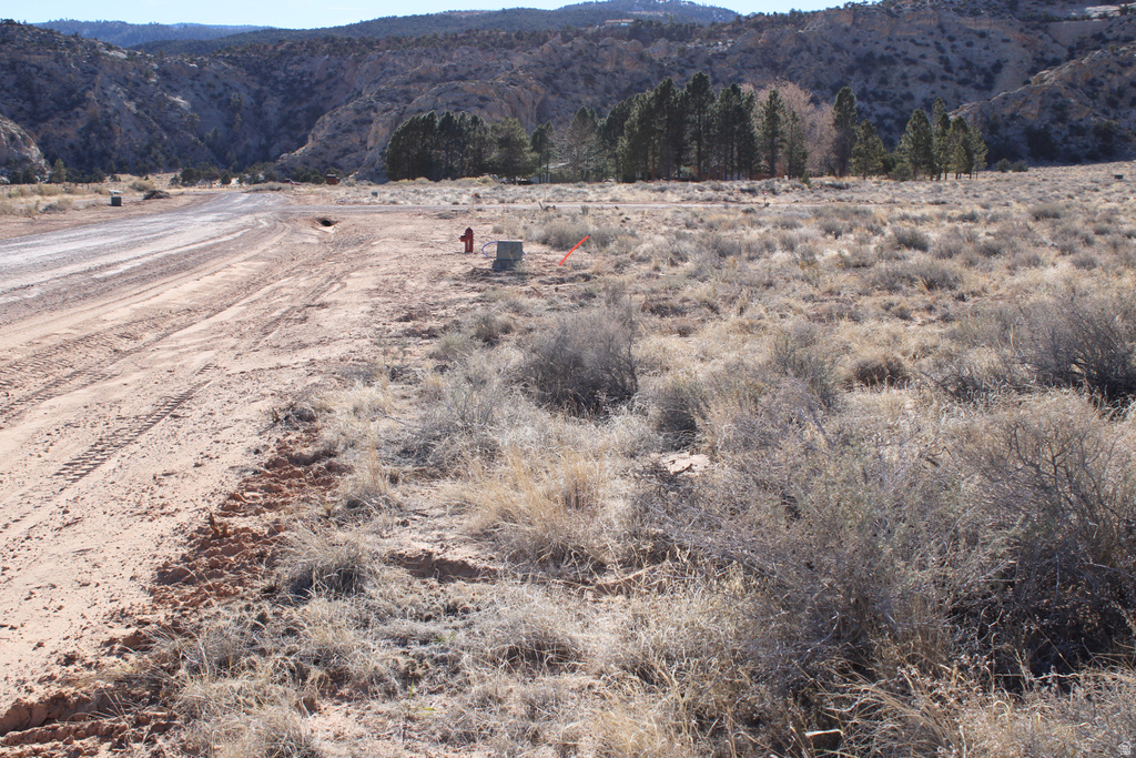 140 E TEASDALE RD Teasdale, UT 84773