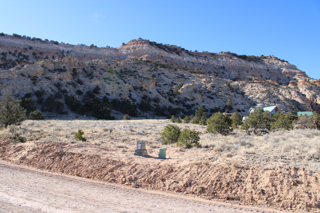 140 E TEASDALE RD Teasdale, UT 84773