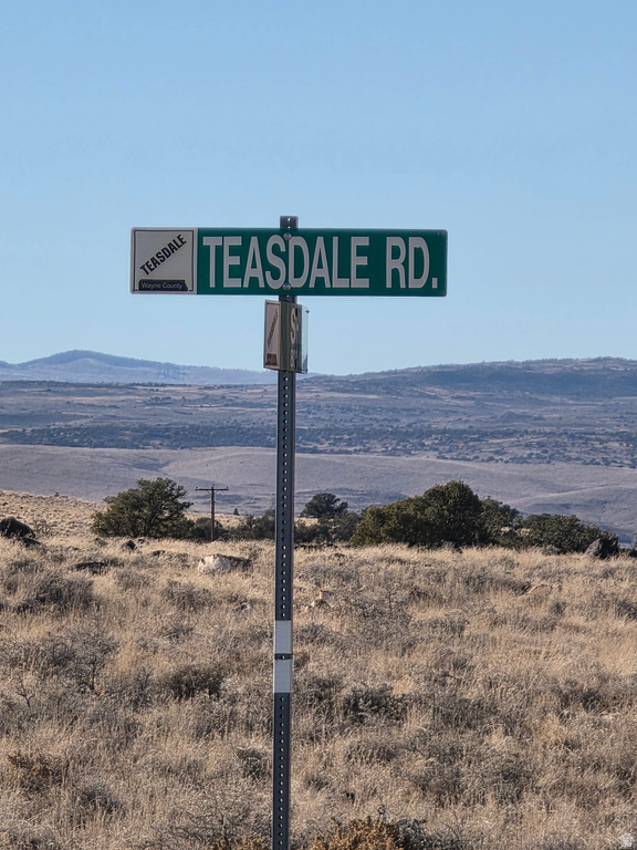 140 E TEASDALE RD Teasdale, UT 84773