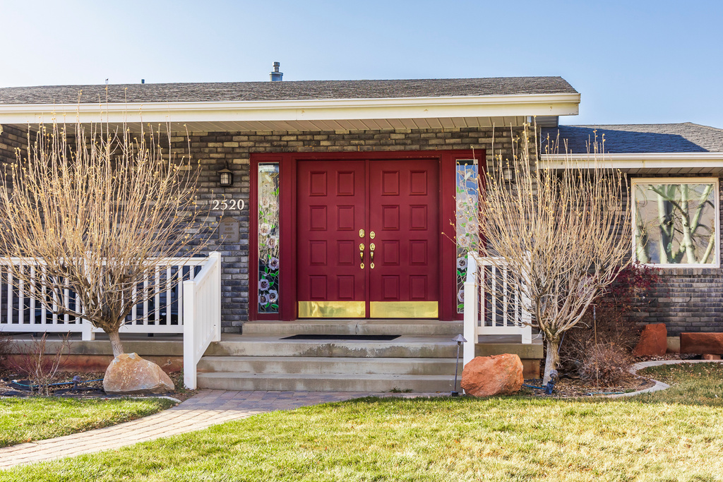 2520 S OAK RIDGE DRIVE DR Spanish Fork, UT 84660