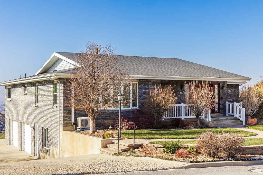 2520 S OAK RIDGE DRIVE DR Spanish Fork, UT 84660