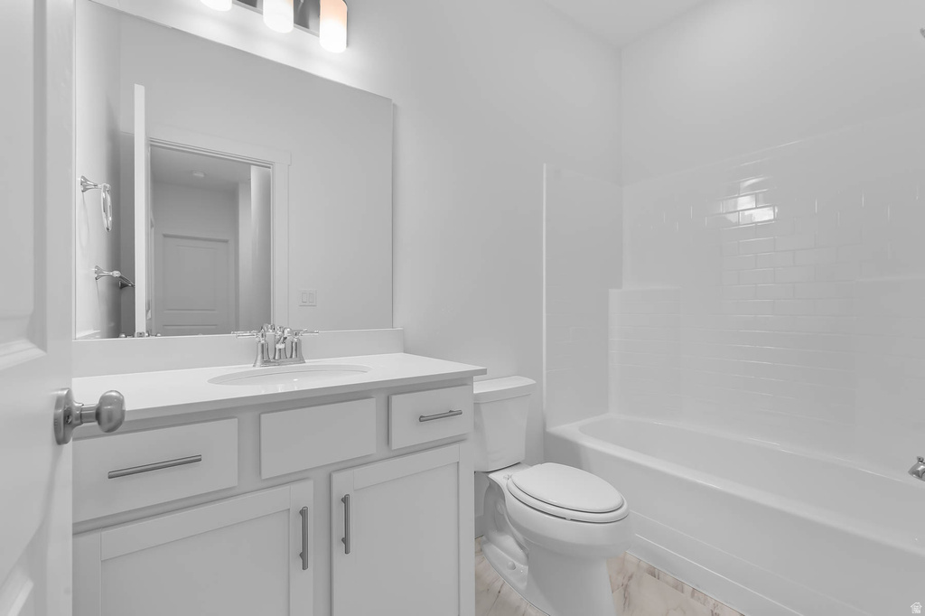 8205 W SENTINEL PEAK DR Magna, UT 84044