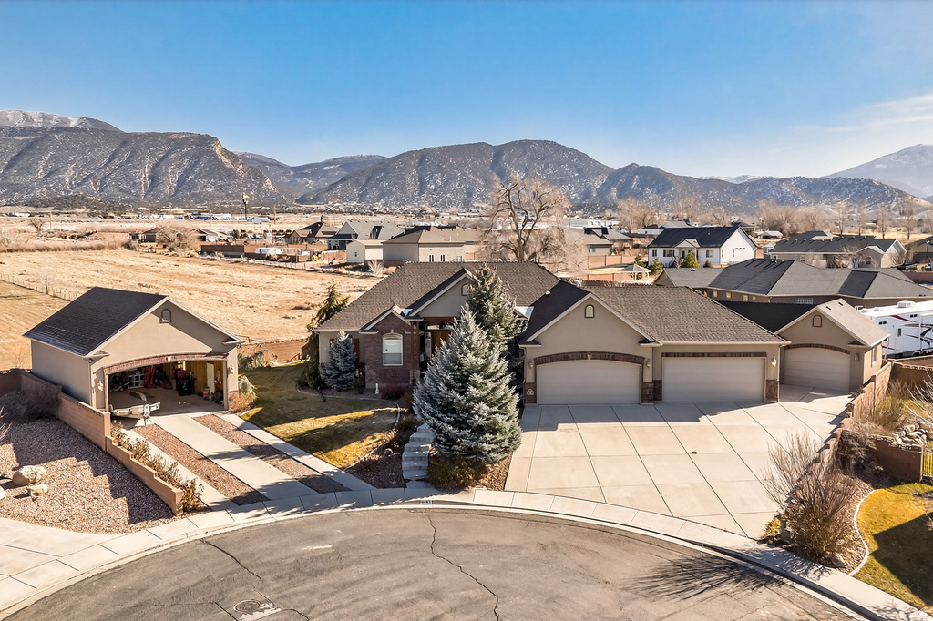 63 W 2875 CIR Cedar City, UT 84721
