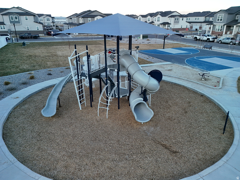 7832 W ALTA SPRINGS LN Magna, UT 84044