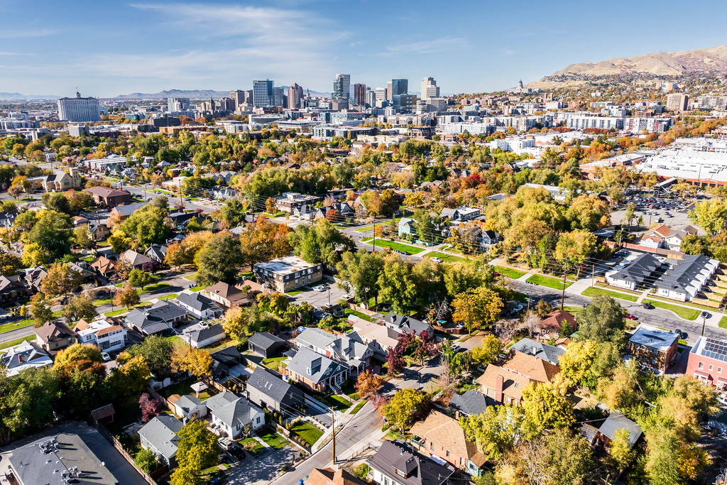 738 S GREEN ST Salt Lake City, UT 84102