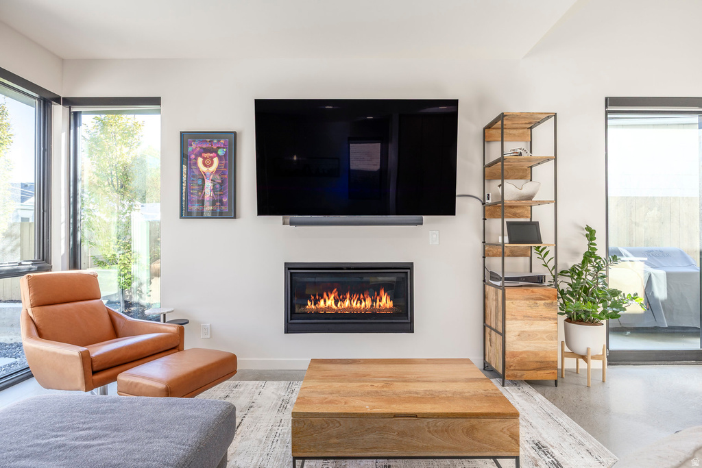 738 S GREEN ST Salt Lake City, UT 84102