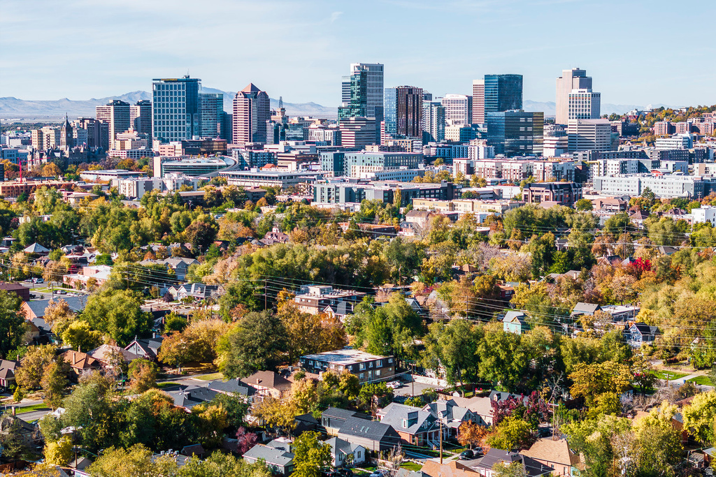 738 S GREEN ST Salt Lake City, UT 84102