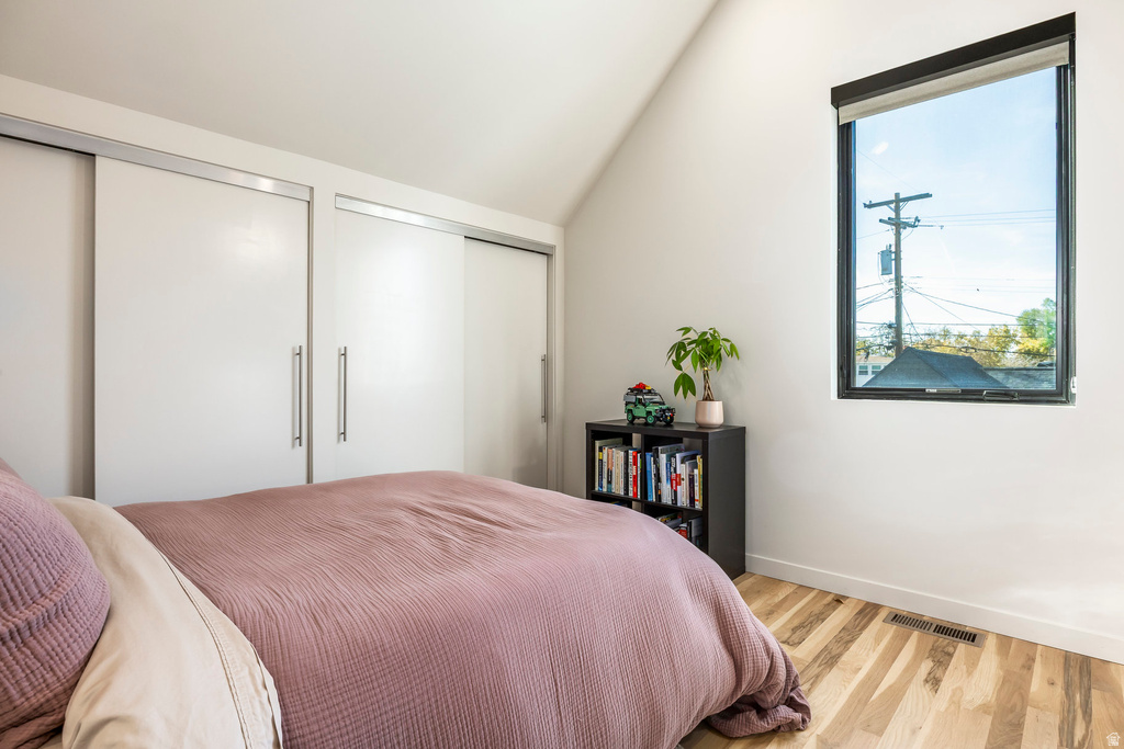 738 S GREEN ST Salt Lake City, UT 84102